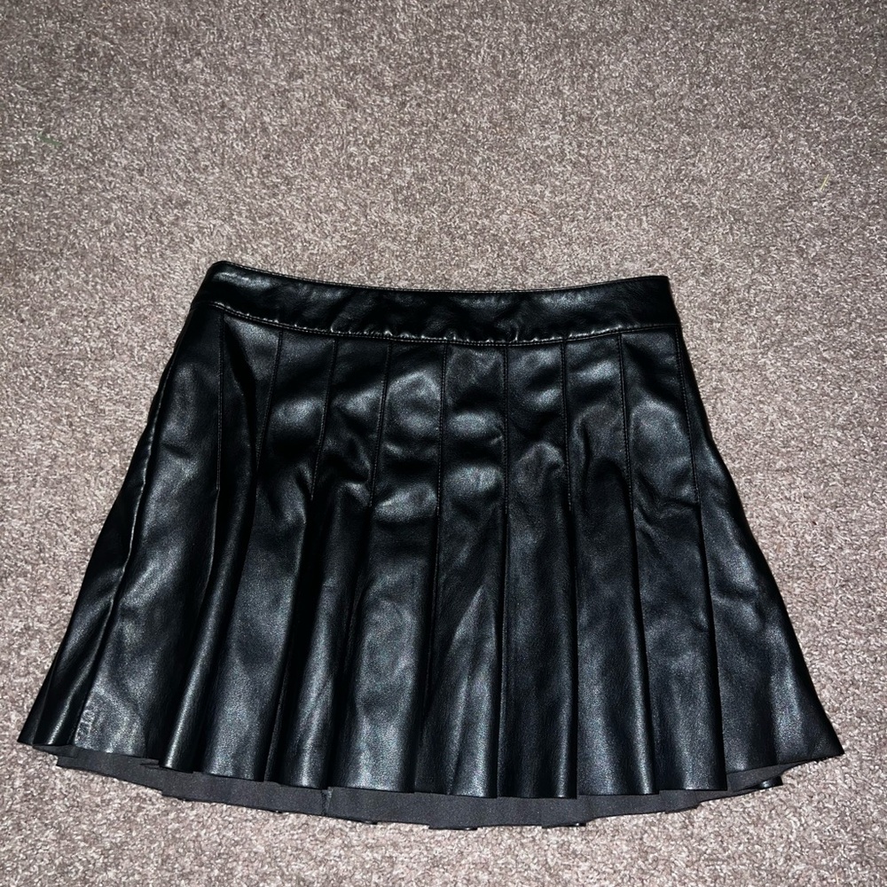 Arizona Jean Company Black Faux Leather Mini Skirt